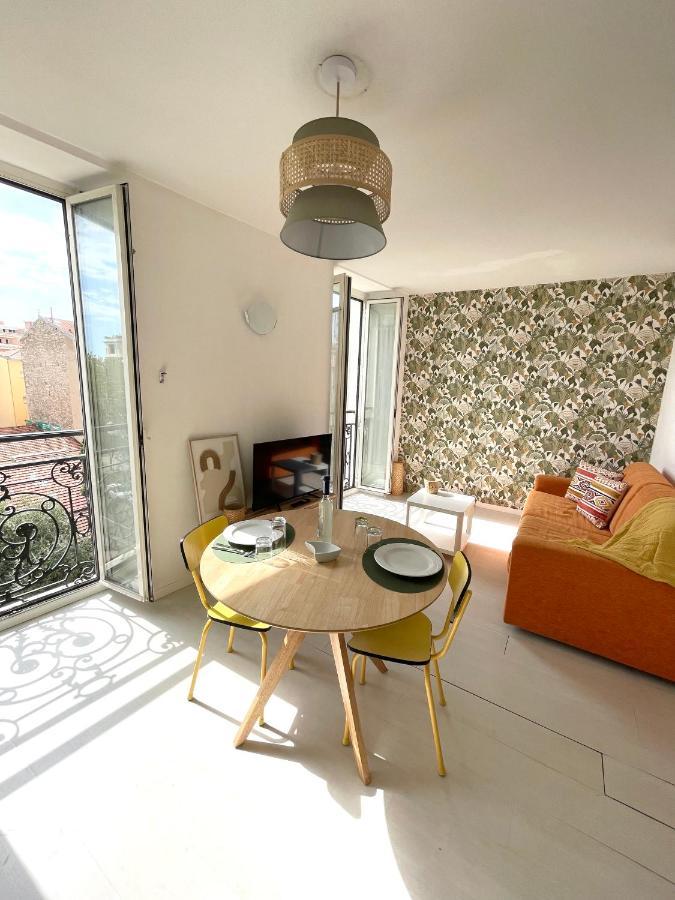 Menton Studio Face Au Jardin Bioves Fetes Des Citrons 3Min De La Mer Apartment Exterior photo